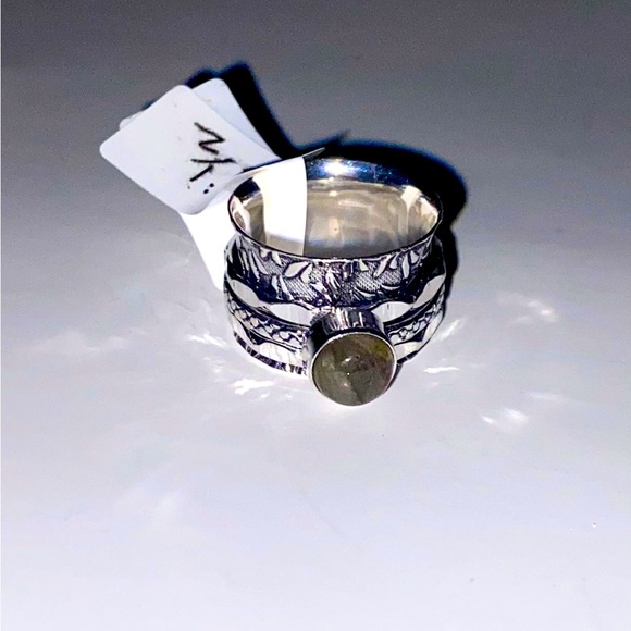 Jewelry - Handmade Natural Labradorite Stone Spinner Ring .925 Stamp Size: 5.5